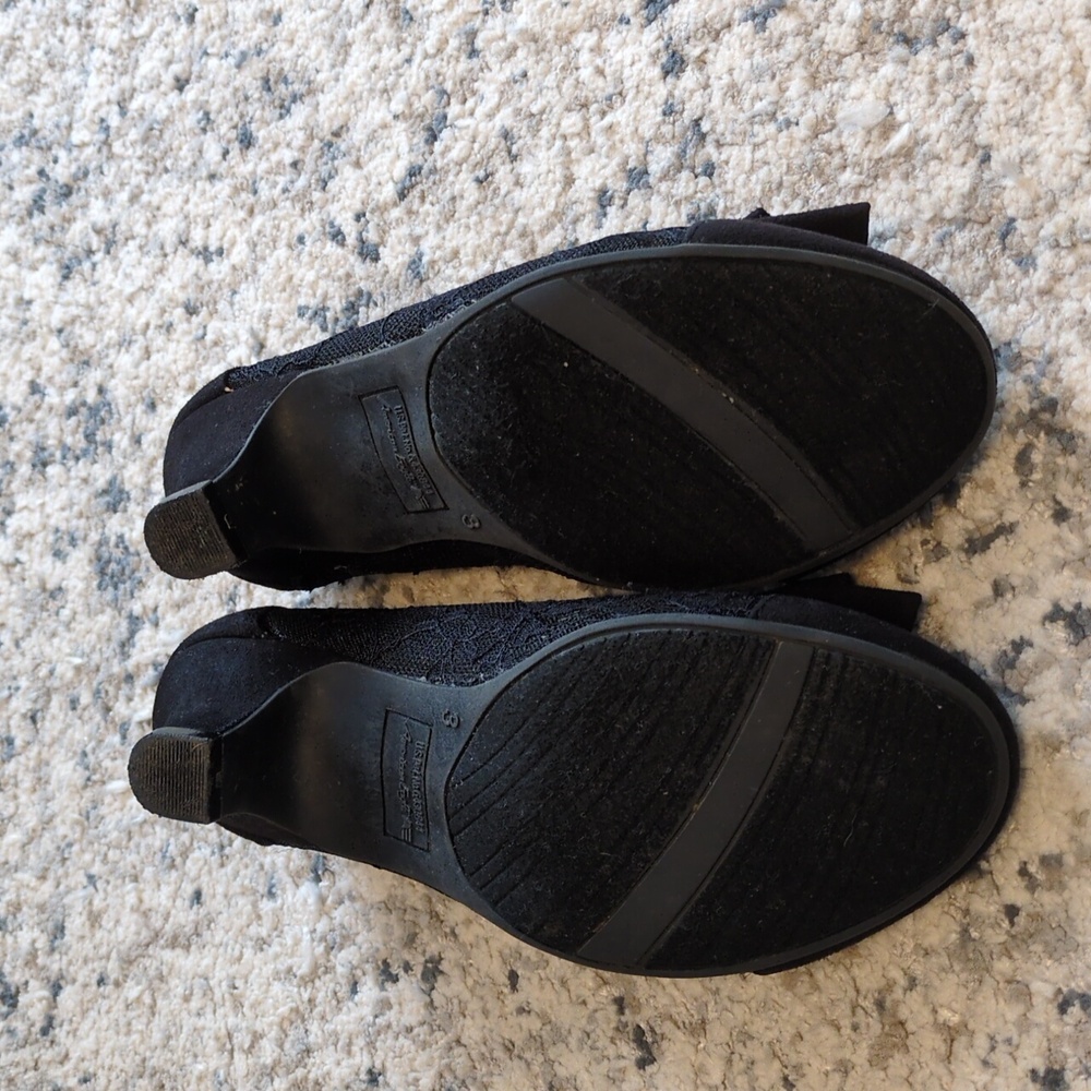 Girls Black Dress Shoes - Picture 5 of 8
